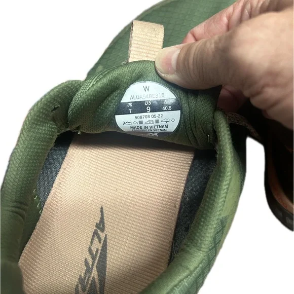 Altura Trail Running Shoes - Picture 3 of 4